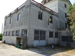 Laboratory on two levels - Lote 2270 (Subasta 2270)