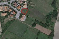 Terreno edificabile in zona residenziale di 997 mq - Lotto 2298 (Asta 2298)