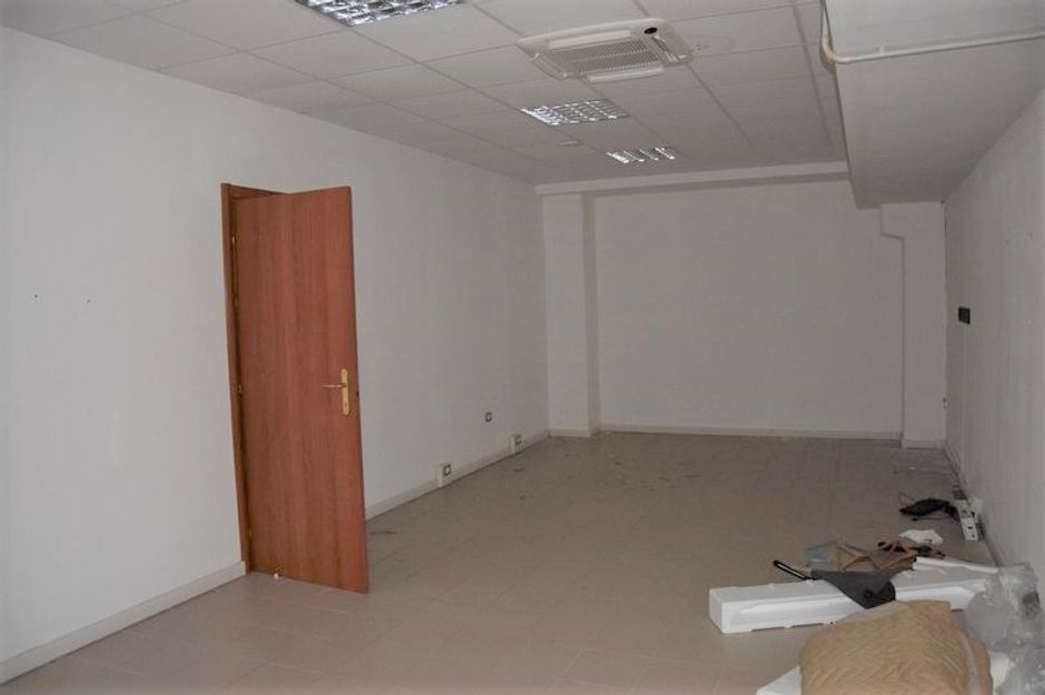 #2321 Fabbricato per attività commerciale in vendita - foto 9