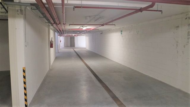 Garage in vendita