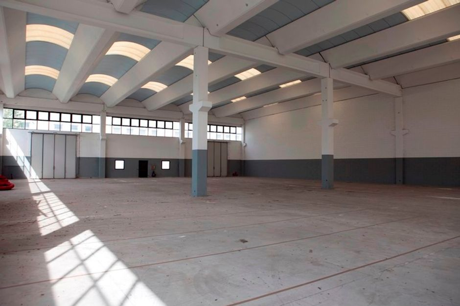 #2478 Porzione di capannone in vendita - foto 1