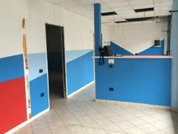 Store on first floor with store - Lot 2520 (Auction 2520)