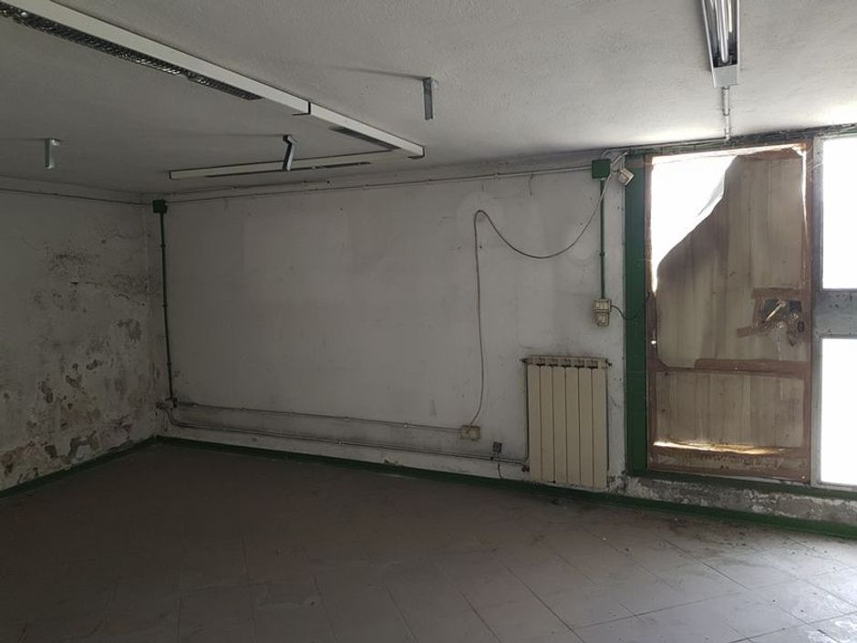 #2526 Capannone industriale con corte in vendita - foto 3