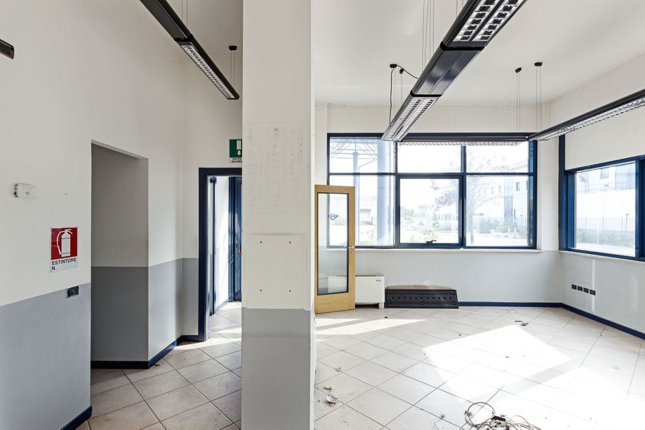 #2577 Complesso industriale produttivo con palazzina uffici in vendita - foto 9