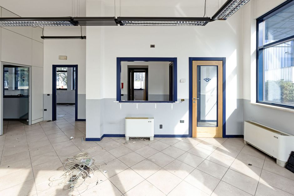 #2577 Complesso industriale produttivo con palazzina uffici in vendita - foto 10
