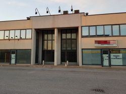 Three business premises - Lote 2630 (Subasta 2630)