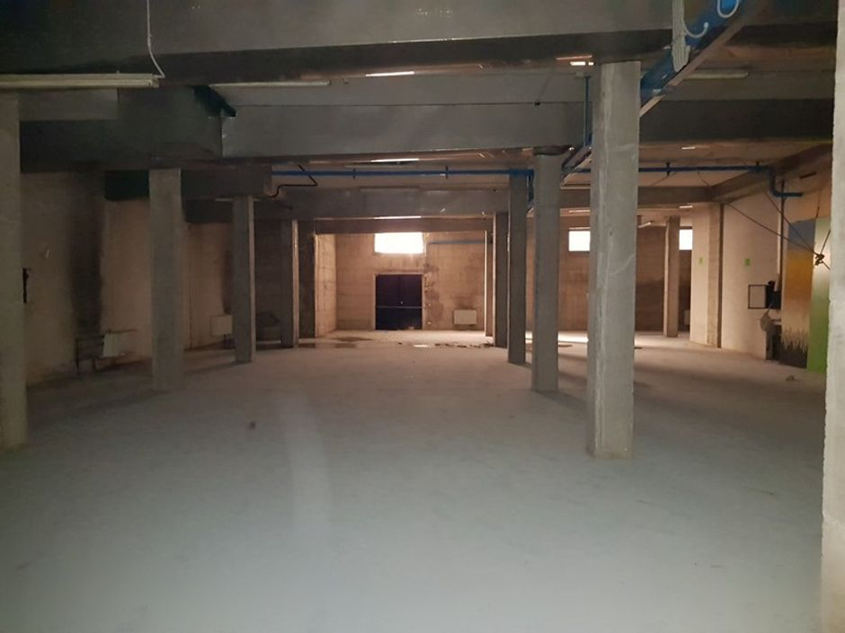 #2636 Edificio commerciale con abitazione in vendita - foto 11