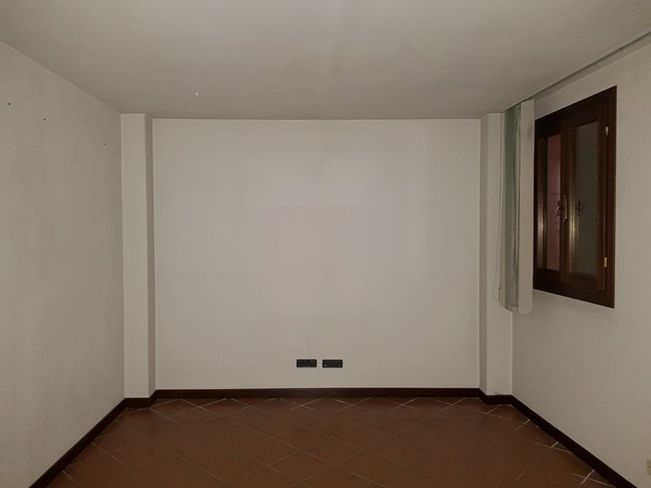 #2662 Fabbricato artigianale-direzionale in vendita - foto 4