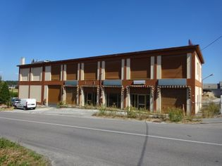 Capannoni artigianali in vendita