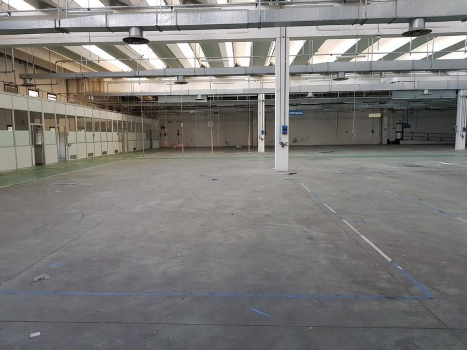#2687 Palazzina uffici con ampio stabilimento produttivo in vendita - foto 12