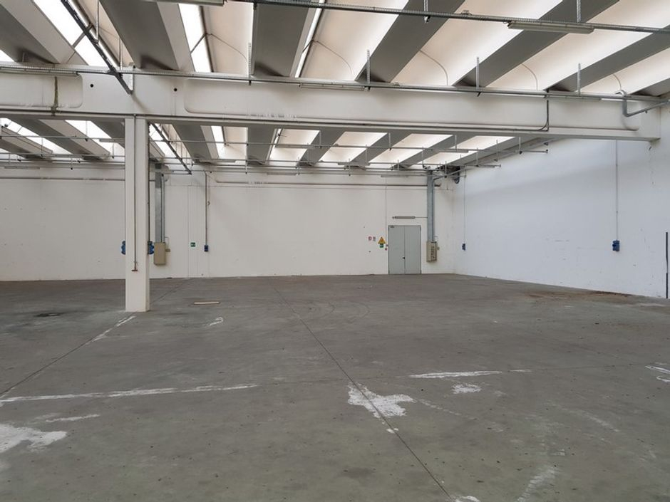 #2687 Palazzina uffici con ampio stabilimento produttivo in vendita - foto 13