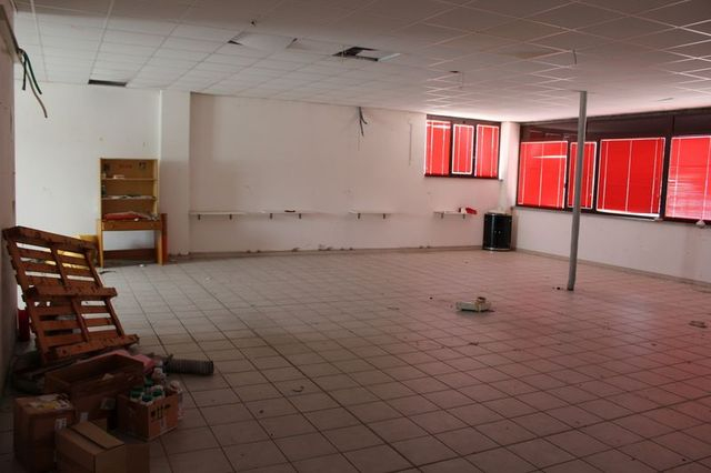 Laboratori in vendita