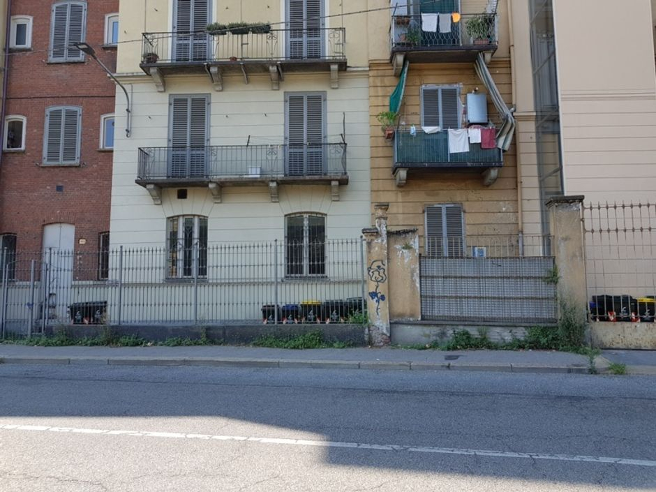 #2754 Locale commerciale con deposito in zona centrale in vendita - foto 10