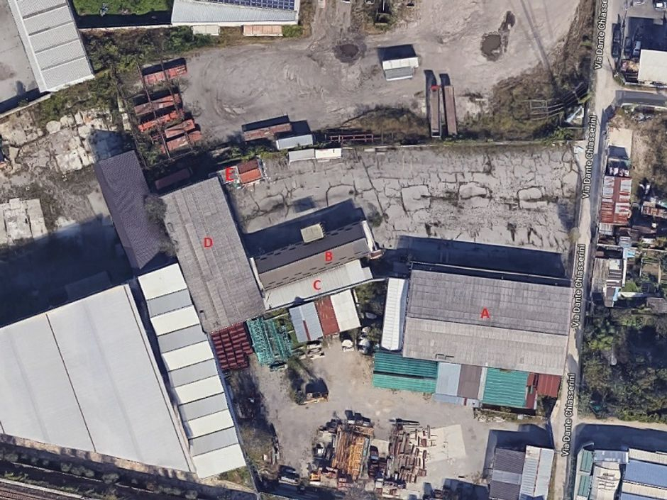 #2788 Complesso industriale con magazzini ed area esterna in vendita - foto 8
