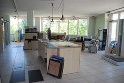 Trade show venue - Lot 2795 (Auction 2795)