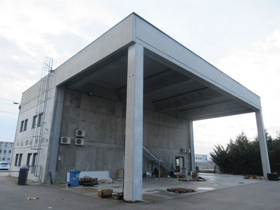 #2811 Capannone produttivo artigianale in vendita - foto 3