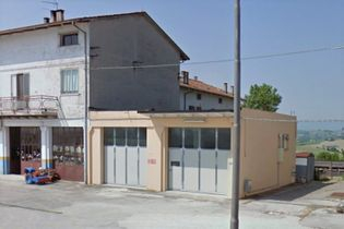 Capannoni artigianali in vendita