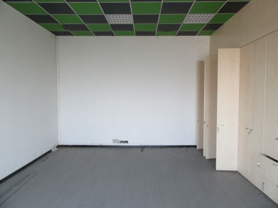 #3179 Capannone produttivo con sala espositiva in vendita - foto 9