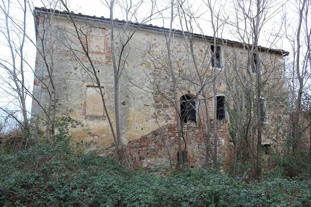 Rustici e casali in vendita