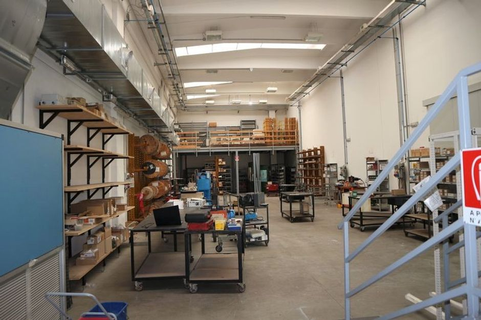 #3542 Porzione di capannone con laboratori e uffici in vendita - foto 5