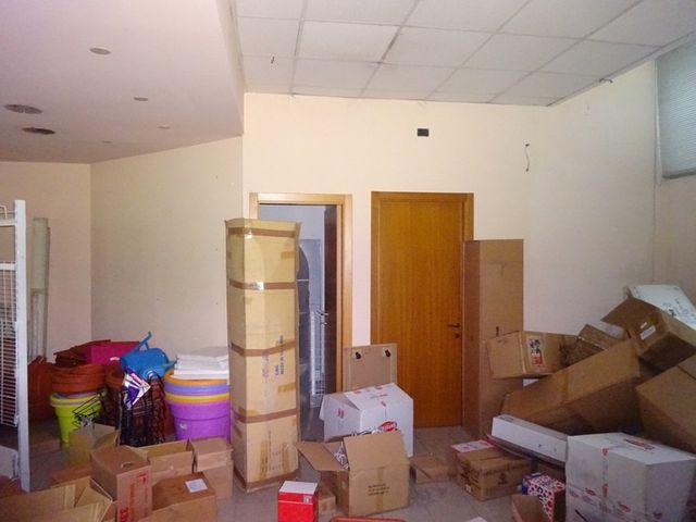 Negozi in vendita