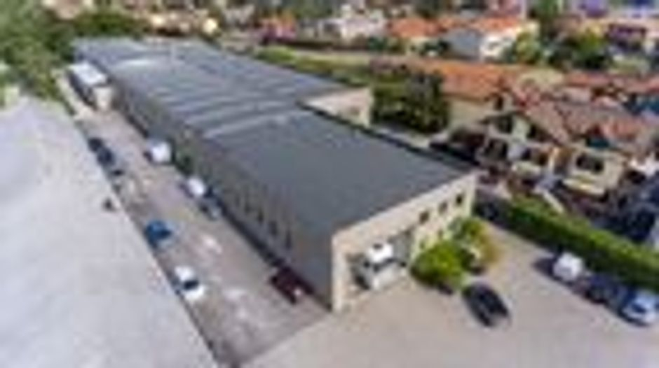 #3559 Capannone industriale con terreno edificabile in vendita - foto 4