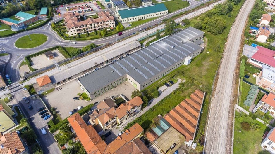 #3559 Capannone industriale con terreno edificabile in vendita - foto 10