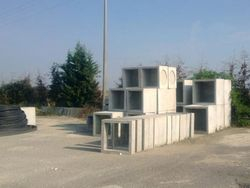 Office with open air storage - Lote 356 (Subasta 356)