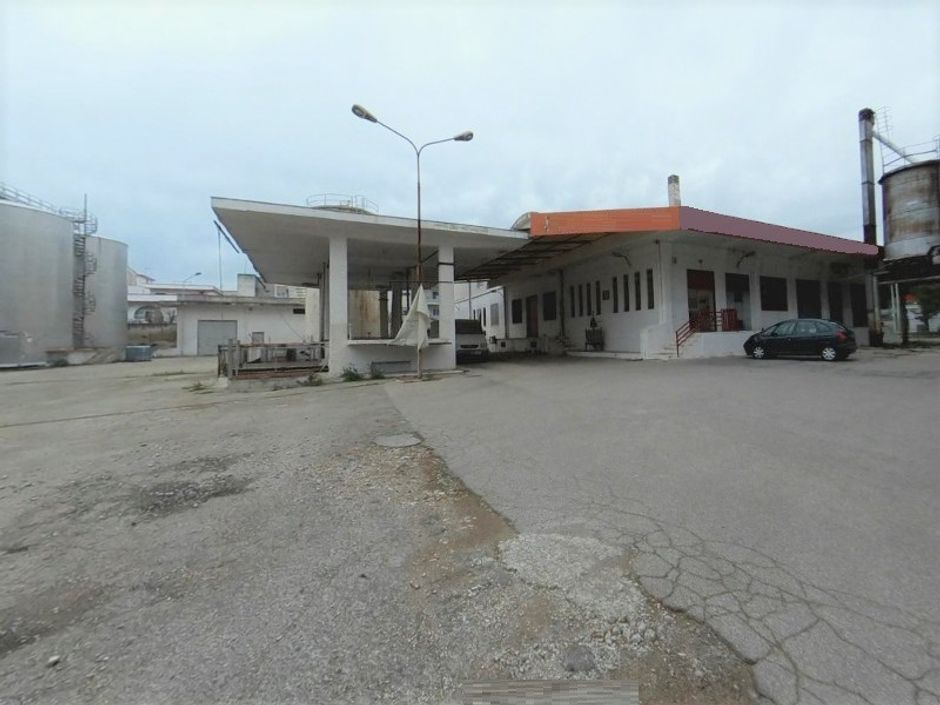 #3668 Complesso industriale con beni mobili in vendita - foto 1