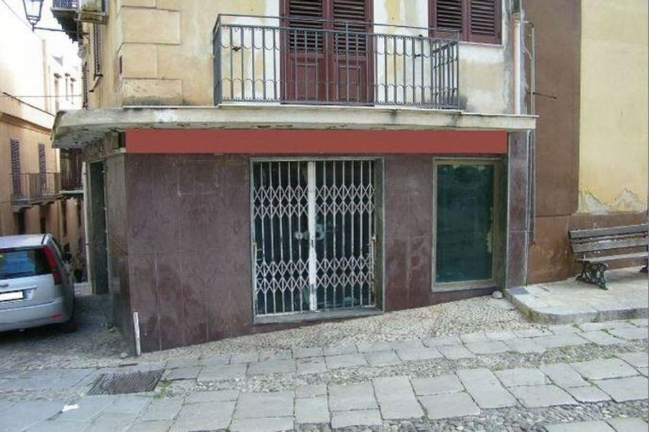#3893 Negozio in centro storico in vendita - foto 2