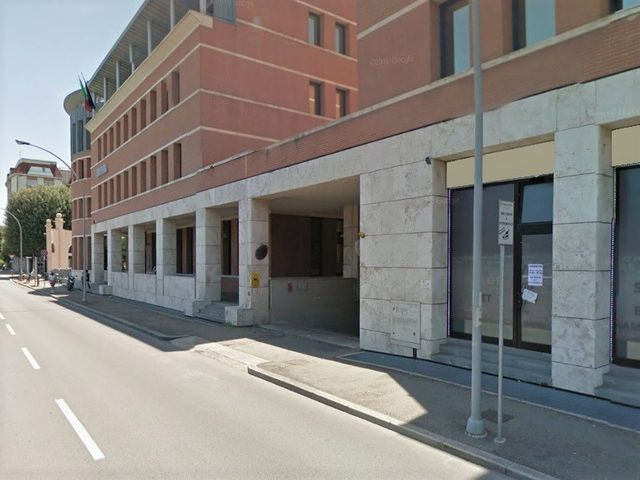 Posti auto in vendita