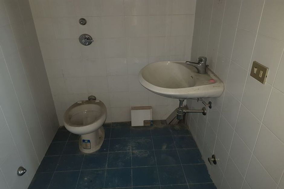 #4144 Negozio in complesso residenziale (sub 19) in vendita - foto 5