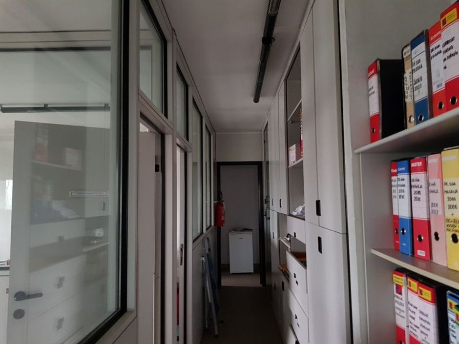 #4226 Porzione di capannone con uffici in vendita - foto 8