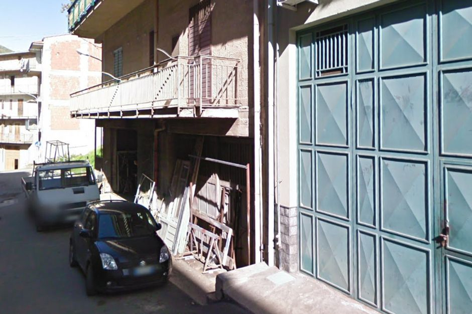 #4258 Laboratorio/magazzino in zona centrale in vendita - foto 4