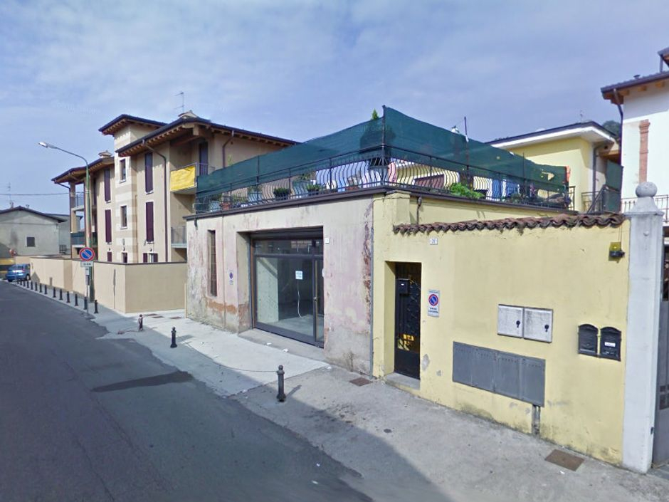 #4323 Laboratorio di 259 mq con corte in vendita - foto 2