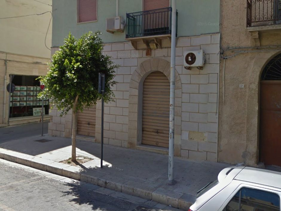#4343 Negozio in zona centrale in vendita - foto 1