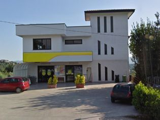 Capannoni artigianali in vendita