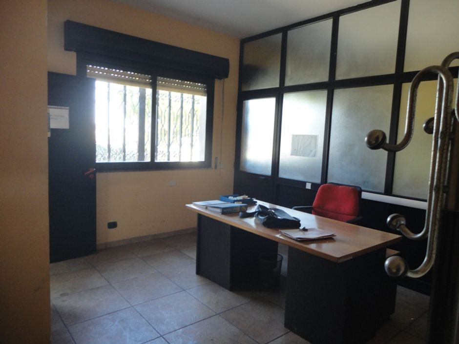 #4412 Porzione di capannone artigianale con uffici in vendita - foto 4