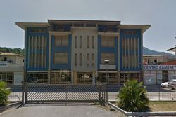 Show room on several levels with housing - Lote 4515 (Subasta 4515)