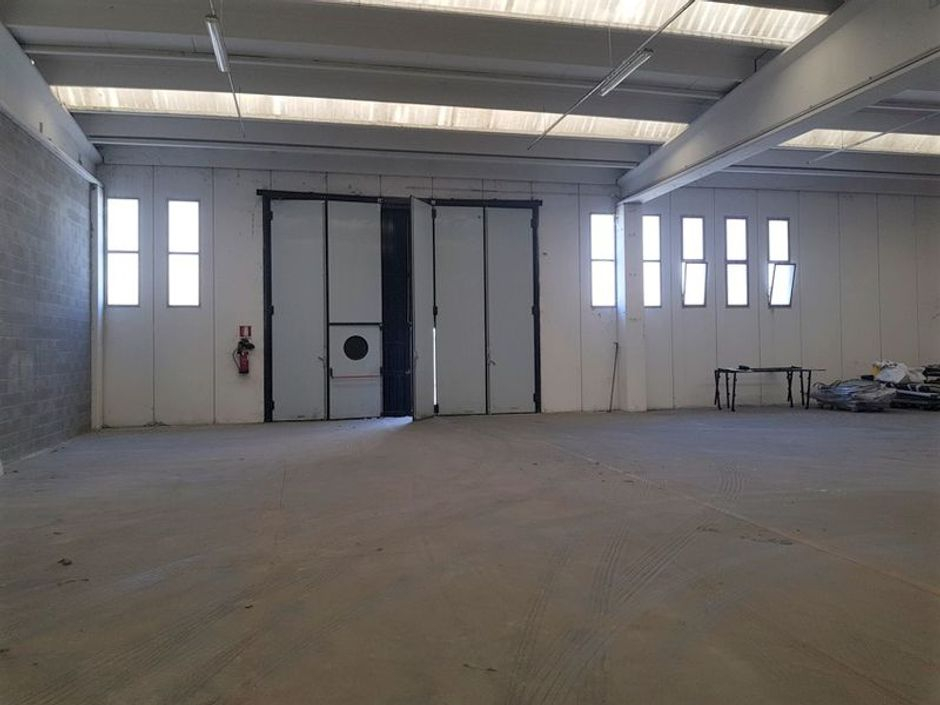 #4589 Porzione di capannone artigianale in vendita - foto 4