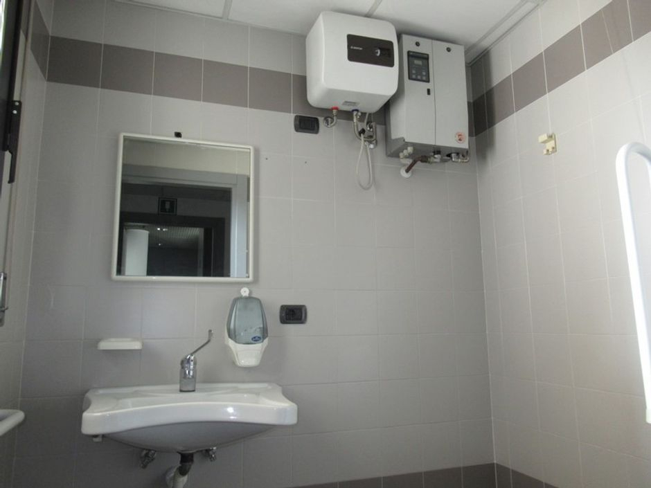 #4628 Negozio in complesso residenziale (sub 81) in vendita - foto 8