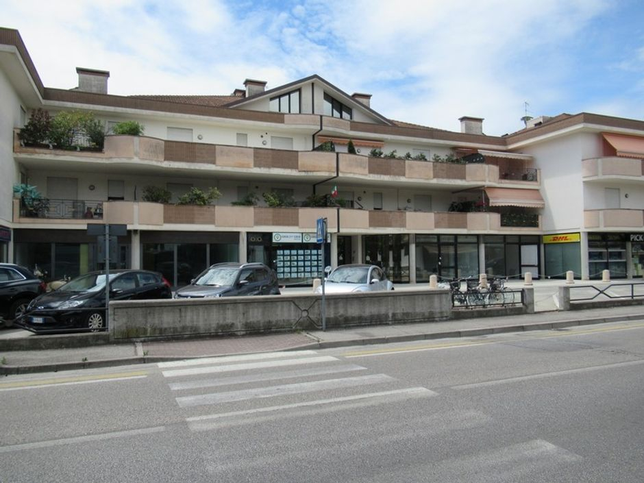 #4628 Negozio in complesso residenziale (sub 81) in vendita - foto 10