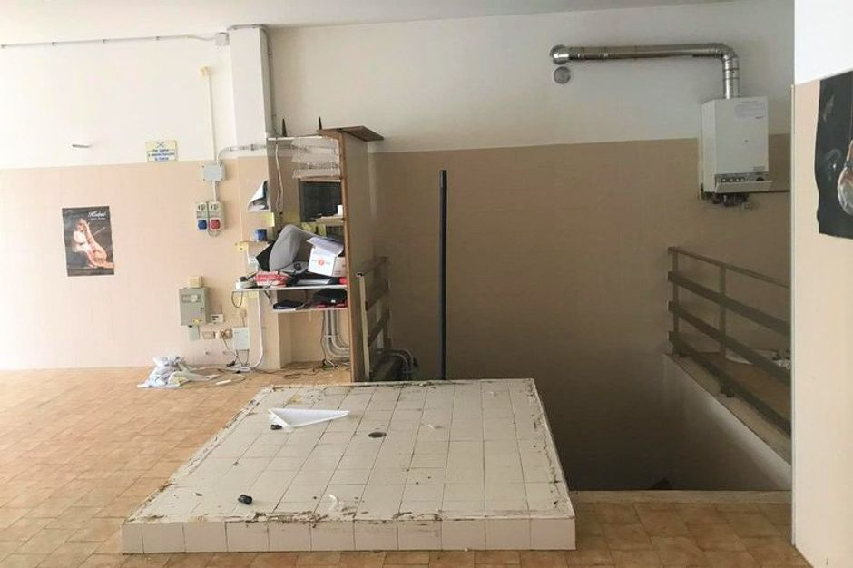 #4675 Negozio su due livelli in vendita - foto 6