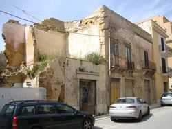 Residential and productive complex in the historic center - Lot 4678 (Auction 4678)