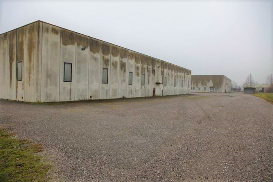 #4922 Complesso produttivo con area edificabile in vendita - foto 6