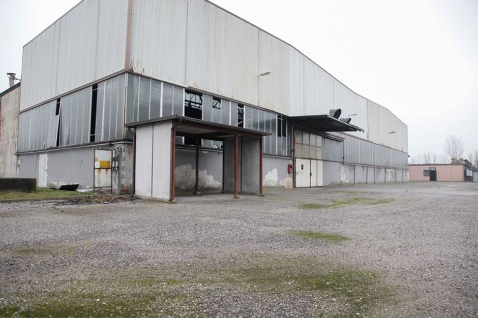 #4922 Complesso produttivo con area edificabile in vendita - foto 7