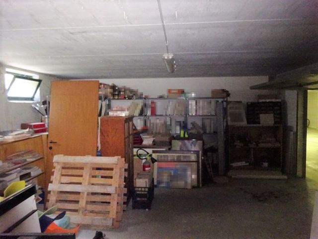 Garage in vendita