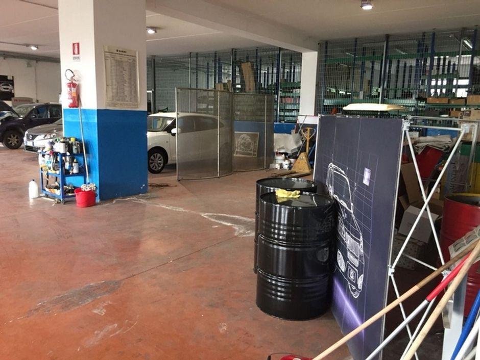 #4973 Capannone con showroom officina e appartamento in vendita - foto 5