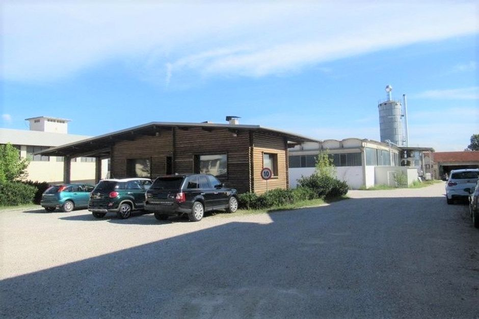 #5016 Cessione di azienda per attività produttiva in vendita - foto 2