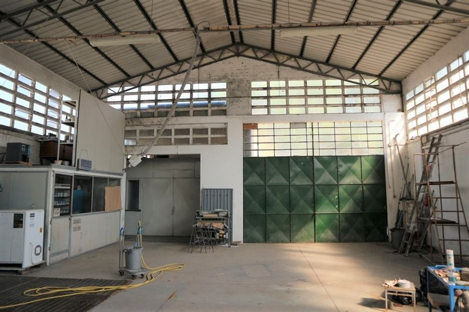 #5048 Capannone commerciale con officina e showroom in vendita - foto 3